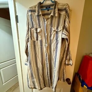 Lightweight Long Button Up